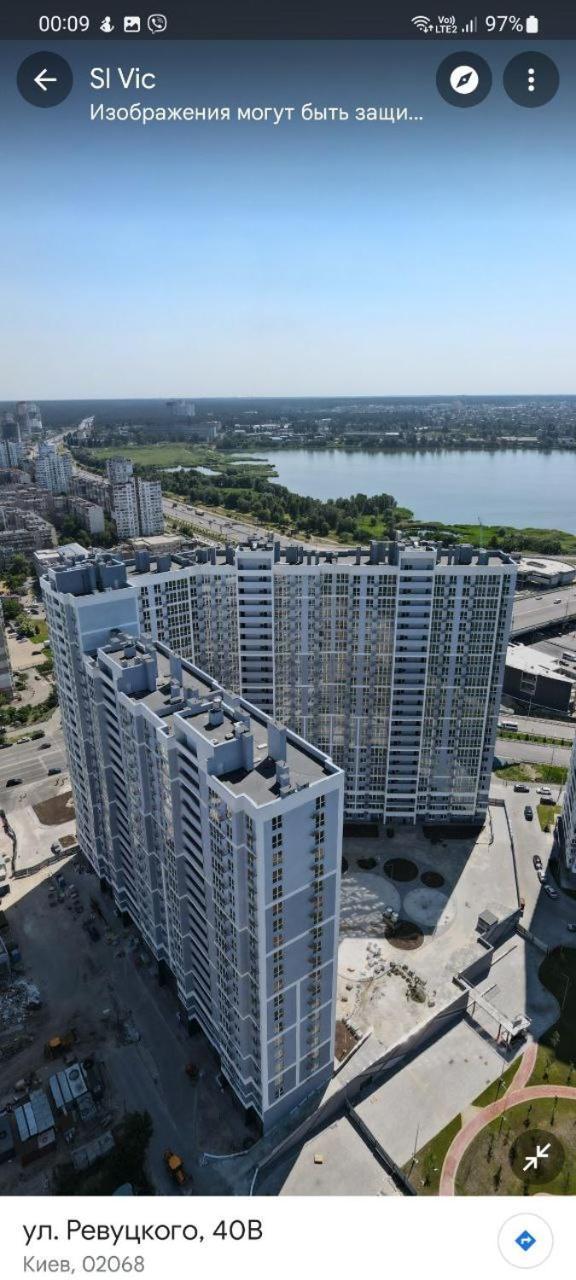 Квартира З Краєвидом На Озеро เคียฟ ภายนอก รูปภาพ